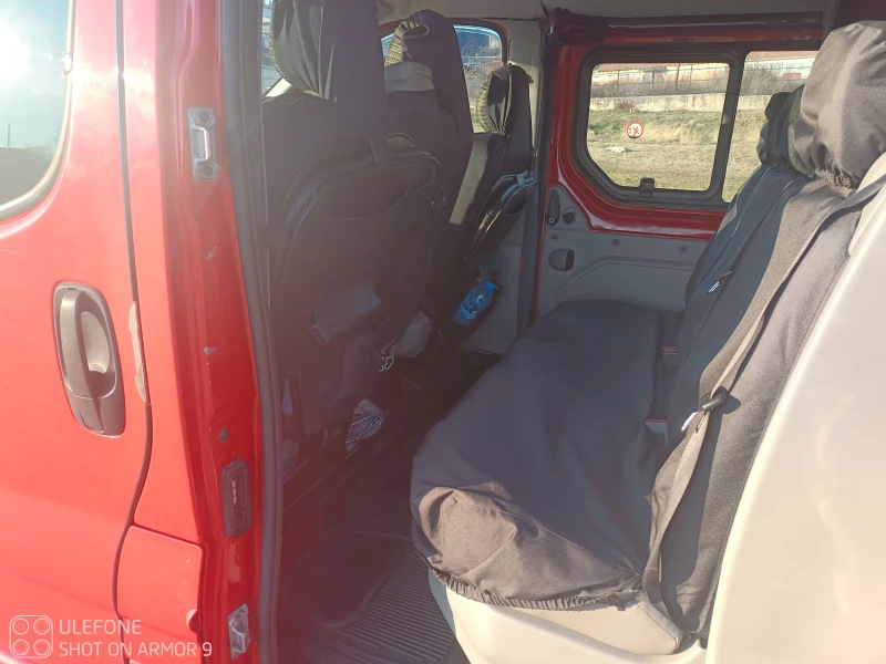 Renault Trafic 2.0, снимка 9 - Бусове и автобуси - 47826319