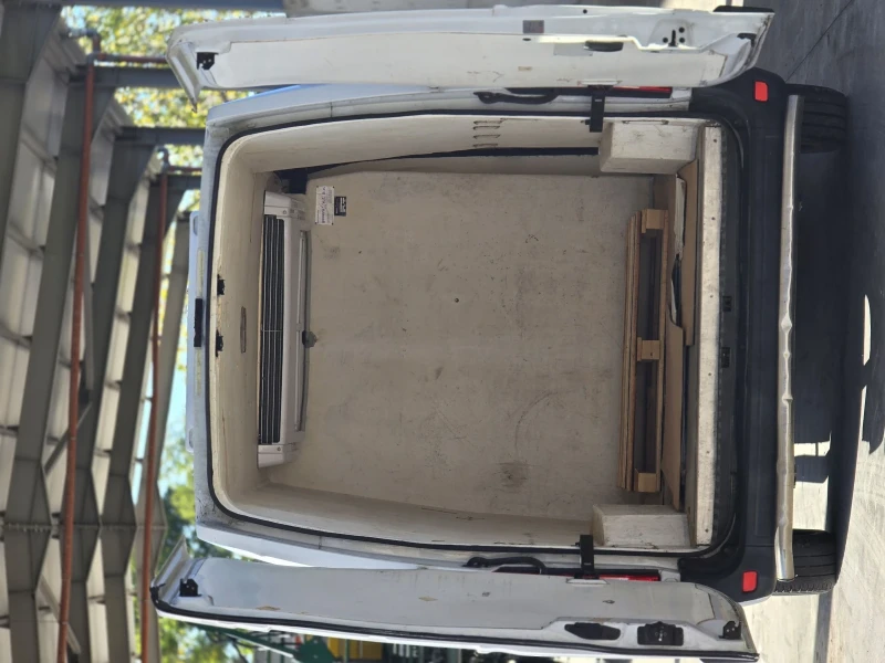 Nissan NV400 Хладилен , снимка 4 - Бусове и автобуси - 52258203