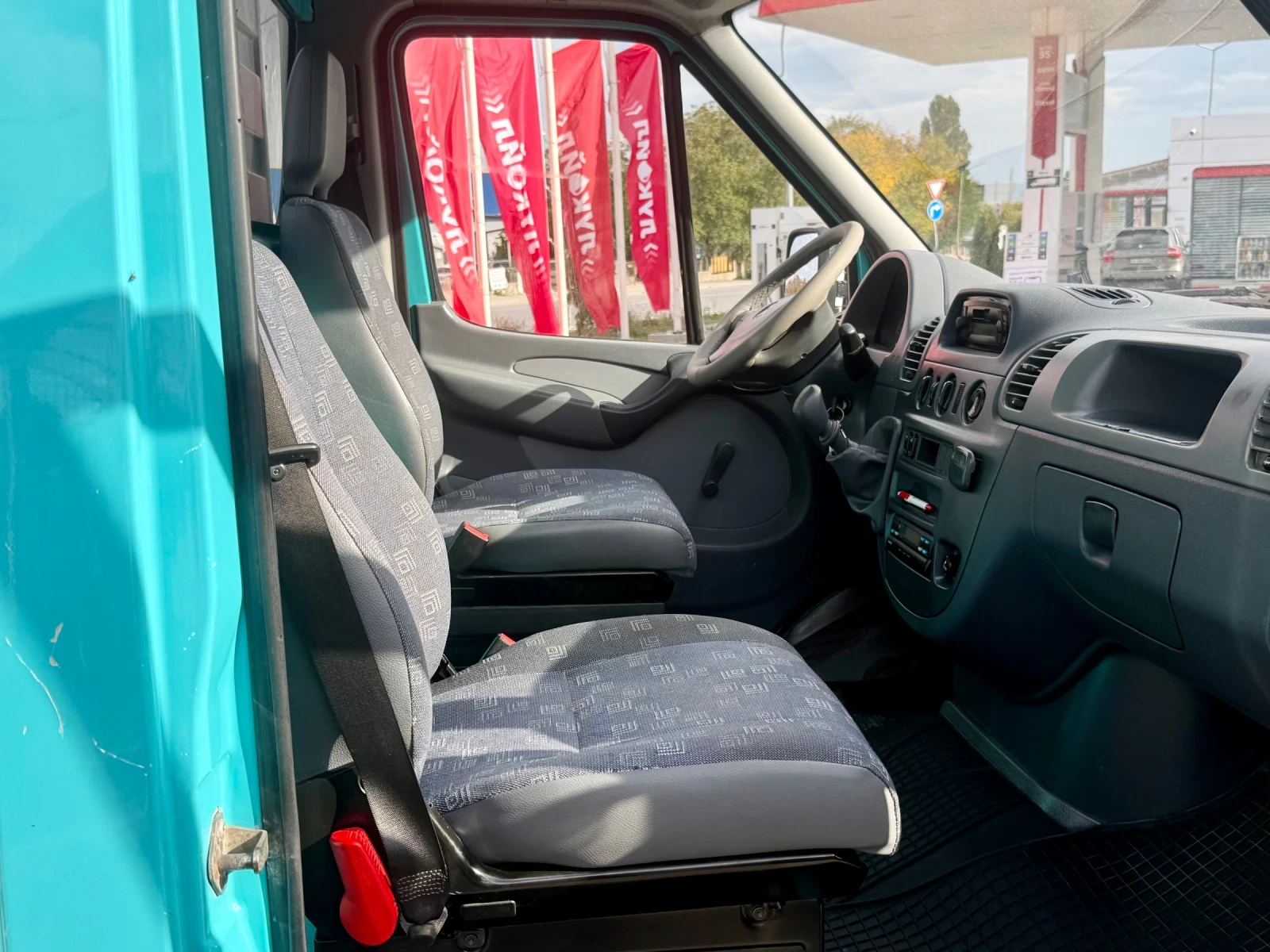 Mercedes-Benz Sprinter 413 2.2CDI 130 ���� 4, 50���. | Mobile.bg � ����������� 10