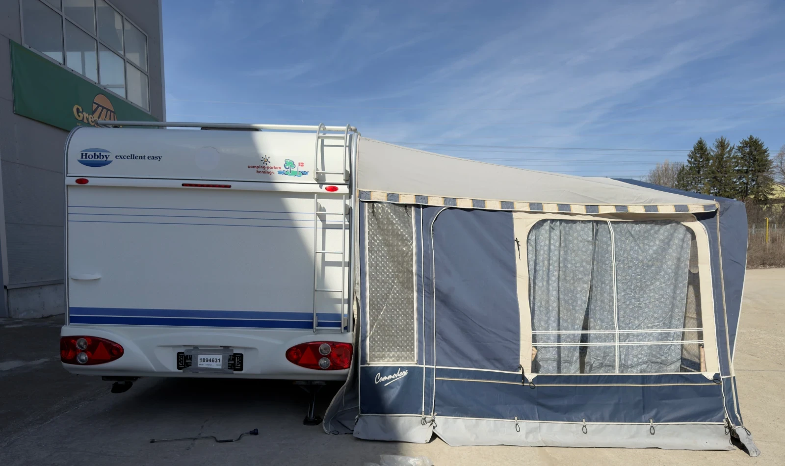 Каравана Hobby 500, снимка 8 - Каравани и кемпери - 53851756