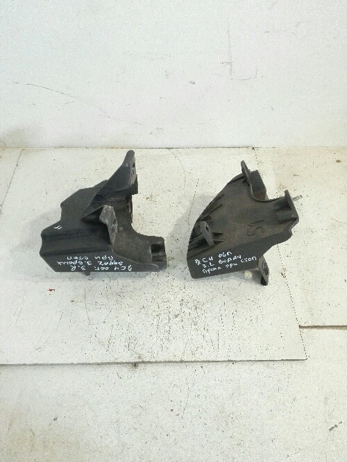 Водач задна броня Ситроен Ц4 (десен ляв при стоп)