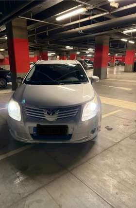 Toyota Avensis, снимка 1