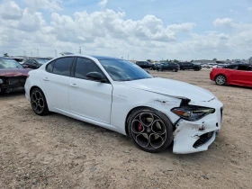 Alfa Romeo Giulia * SUPER* КОЖА* ПОДГРЕВ* ПЕРА* ШИБИДАХ* , снимка 4