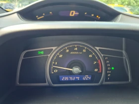 Honda Civic 1.8 i-VTEC, 140 к.с, снимка 12