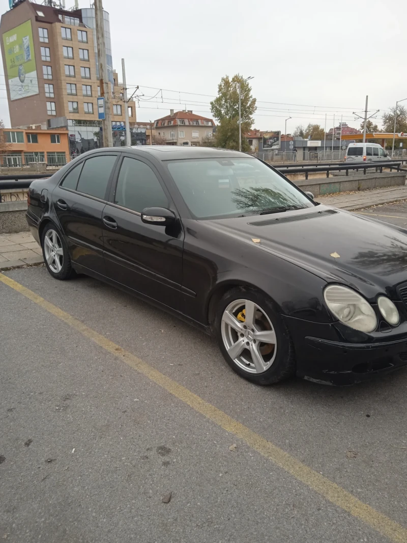 Mercedes-Benz E 270 2.7, снимка 3 - Автомобили и джипове - 47987065