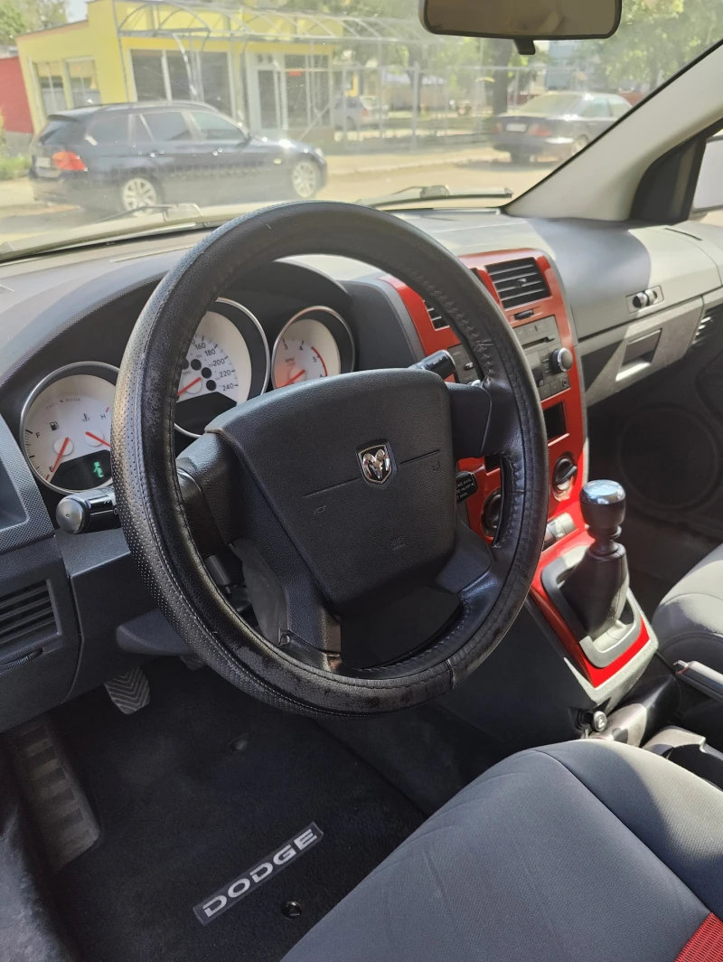 Dodge Caliber 2.0 CRD 140 k.c., снимка 13 - Автомобили и джипове - 48163321