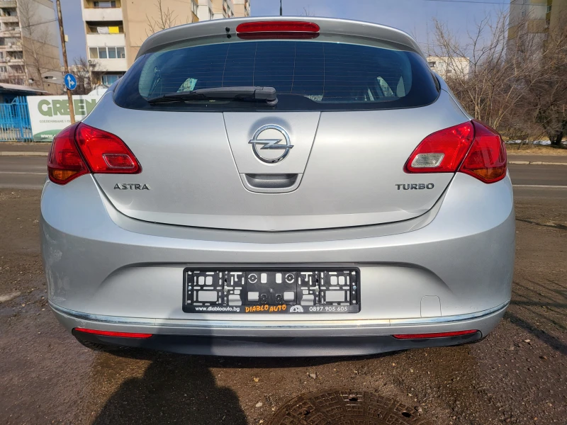 Opel Astra 1.4i GAZ, снимка 7 - Автомобили и джипове - 49430169