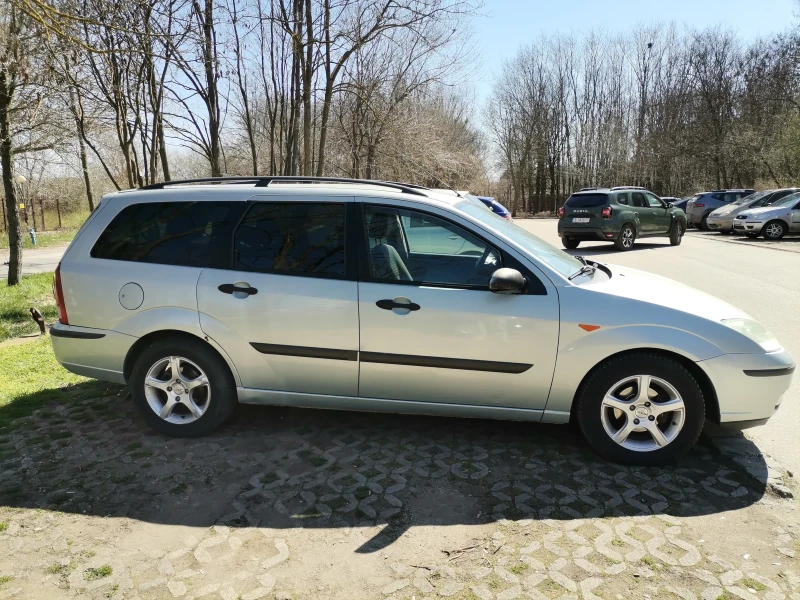 Ford Focus 1.8TDCI, снимка 3 - Автомобили и джипове - 49609526