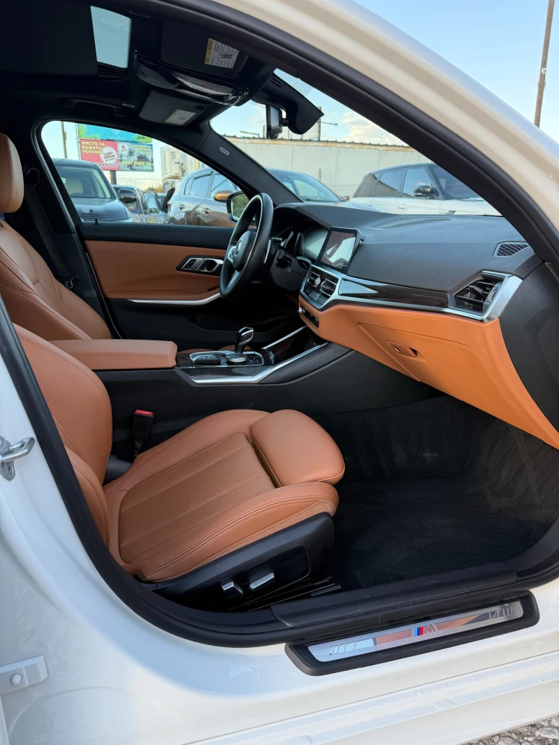 BMW 330 M-Sport Pack Individual, снимка 15 - Автомобили и джипове - 52174907