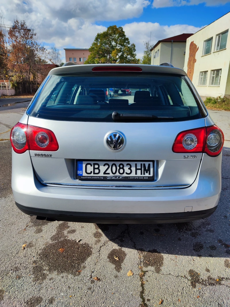 VW Passat, снимка 4 - Автомобили и джипове - 52210779