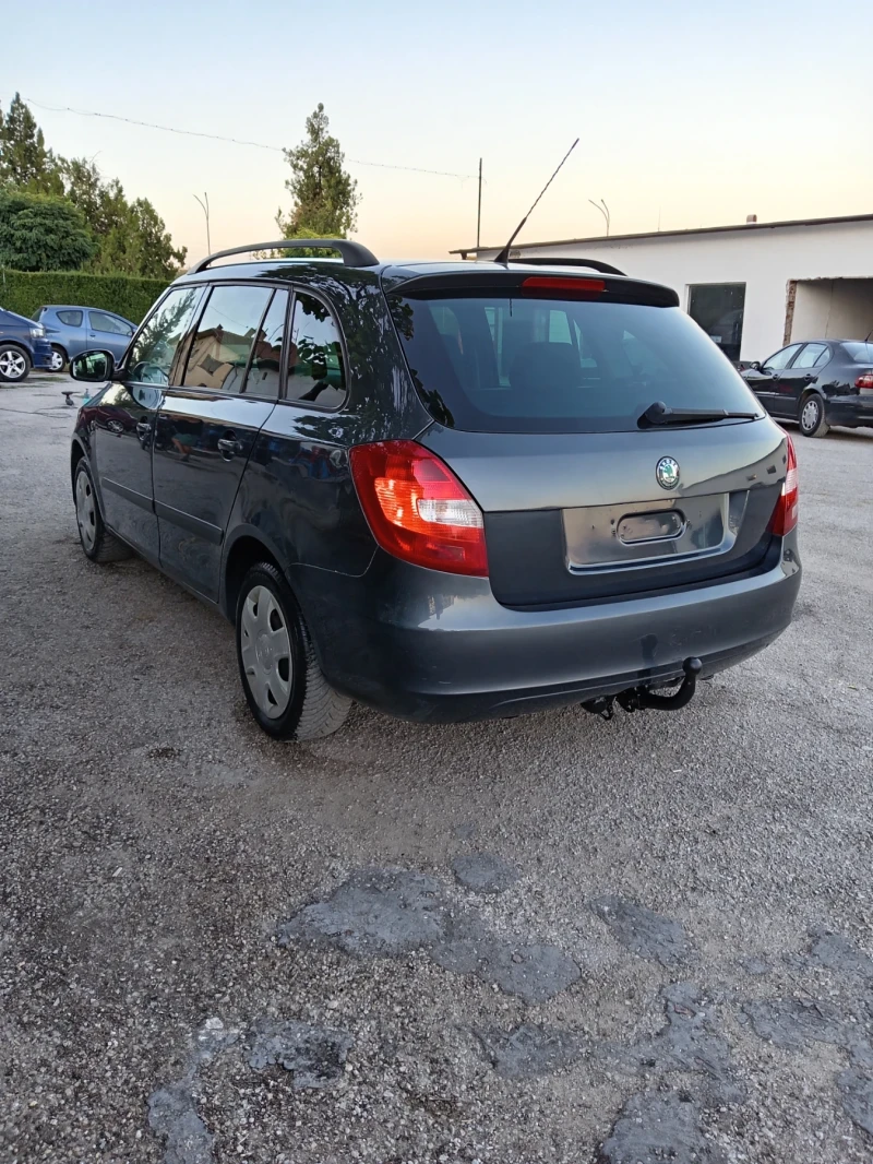 Skoda Fabia 1.4 тди 80 коня Топ състояние , снимка 5 - Автомобили и джипове - 52620381