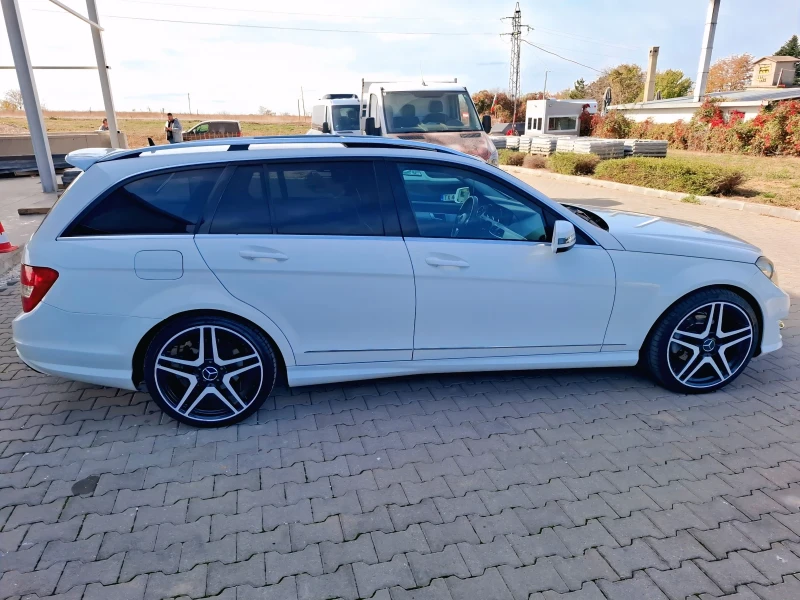 Mercedes-Benz C 220 FACE/AGM/PANO/7G+ , снимка 3 - Автомобили и джипове - 52696182