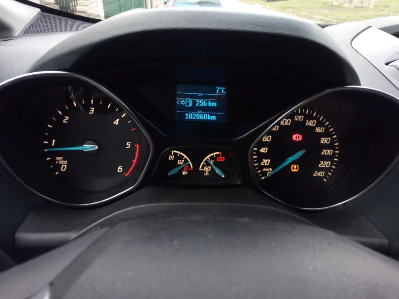 Ford C-max, снимка 4 - Автомобили и джипове - 52841162