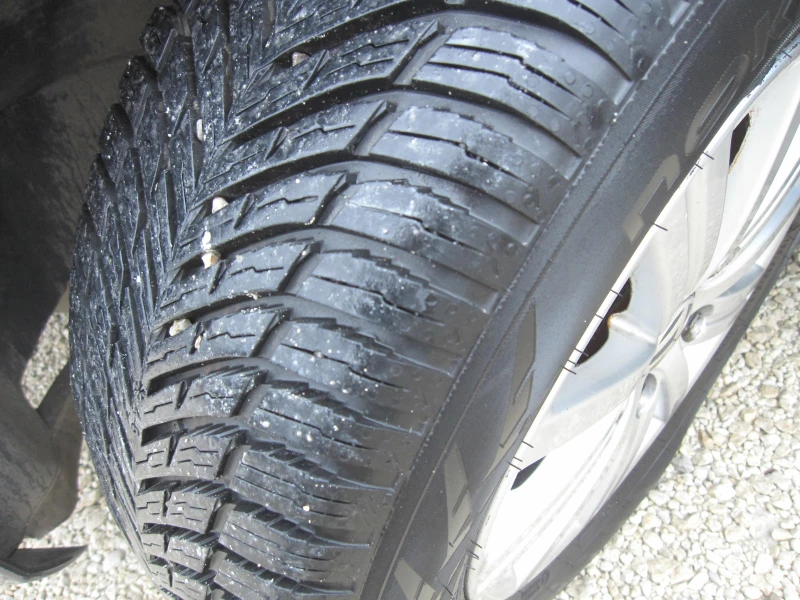 VW Golf 1, 6-TDI , NAVI, снимка 16 - Автомобили и джипове - 52989791