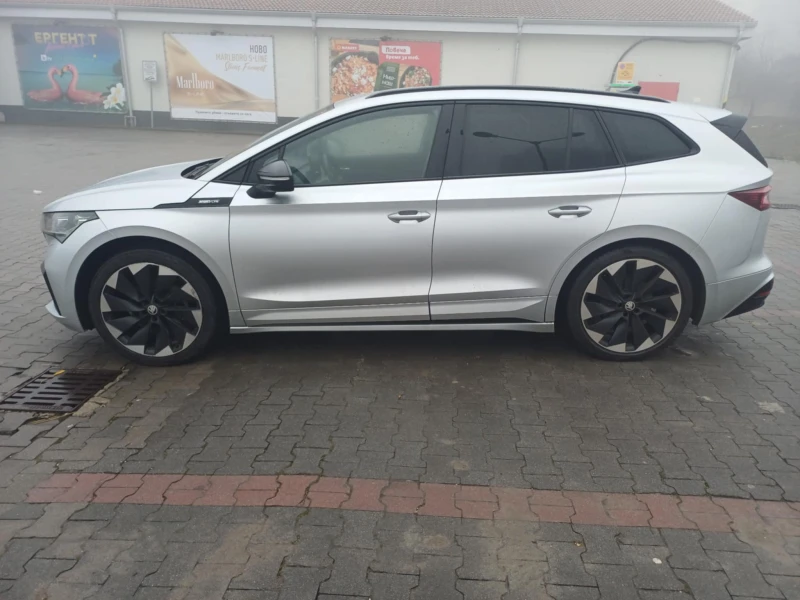 Skoda Enyaq, снимка 3 - Автомобили и джипове - 53480807