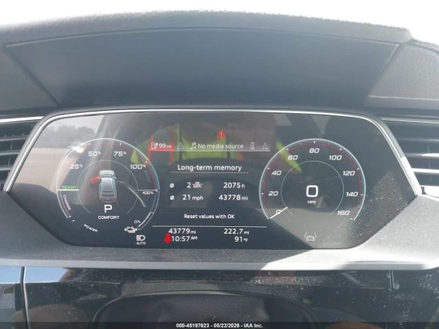 Audi E-Tron * SPORTBACK* PREMIUM PLUS* S LINE* QUATTRO* , снимка 7 - Автомобили и джипове - 54756364