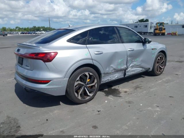 Audi E-Tron * SPORTBACK* PREMIUM PLUS* S LINE* QUATTRO* , снимка 4 - Автомобили и джипове - 54756364