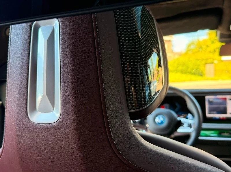 BMW 760 M760e xDrive Theatrå Mode, снимка 10 - Автомобили и джипове - 55899422