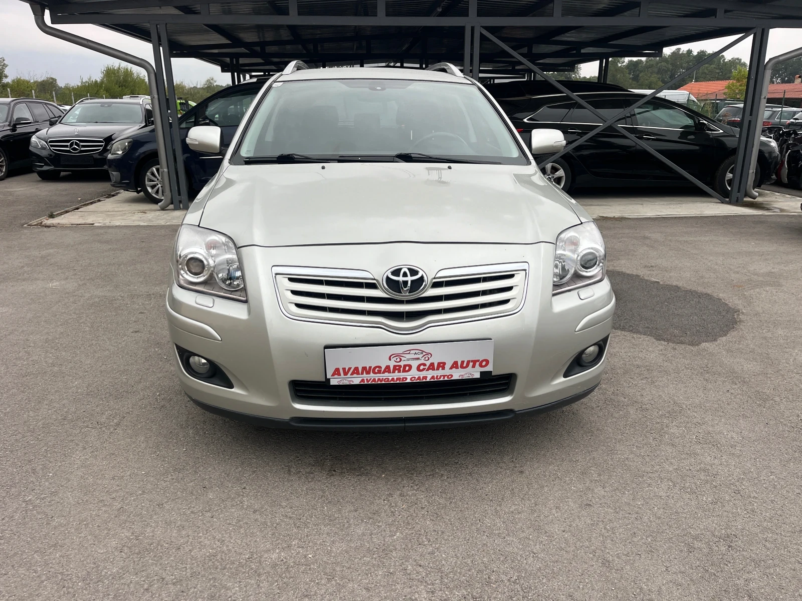 Toyota Avensis 2.0D4D 126ск.6 скорости - изображение 2