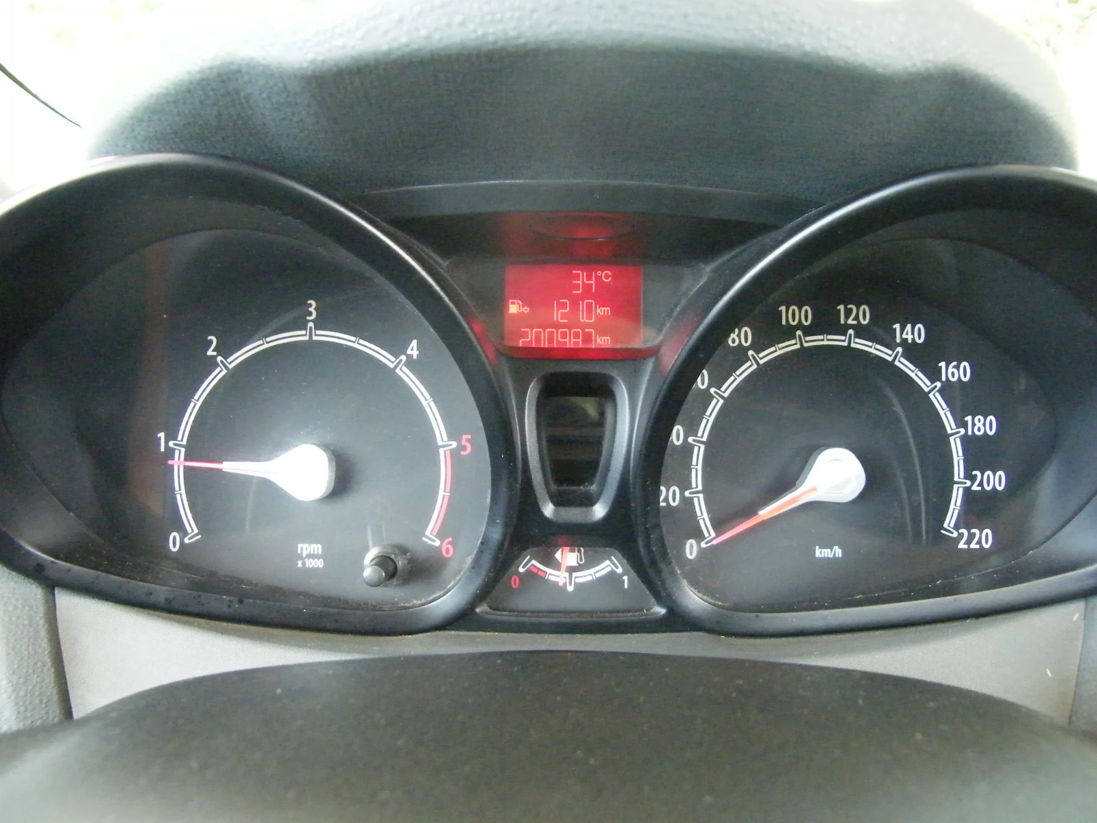 Ford Fiesta 1.4TDCI - изображение 8