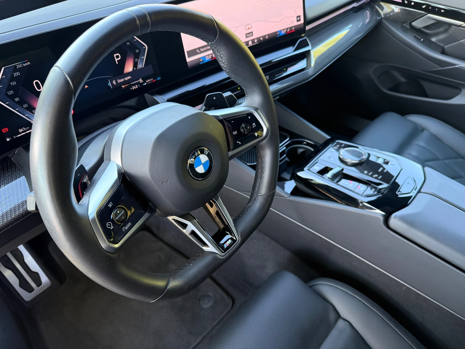 BMW 520 d xDrive M Sport Shadow Line - изображение 8