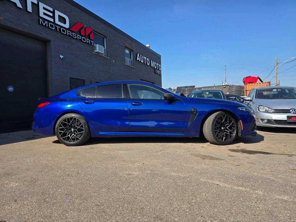 BMW M8 * Competition * CARFAX * БЕЗ ПЪРВОНАЧАЛНА ВНОСКА - изображение 3