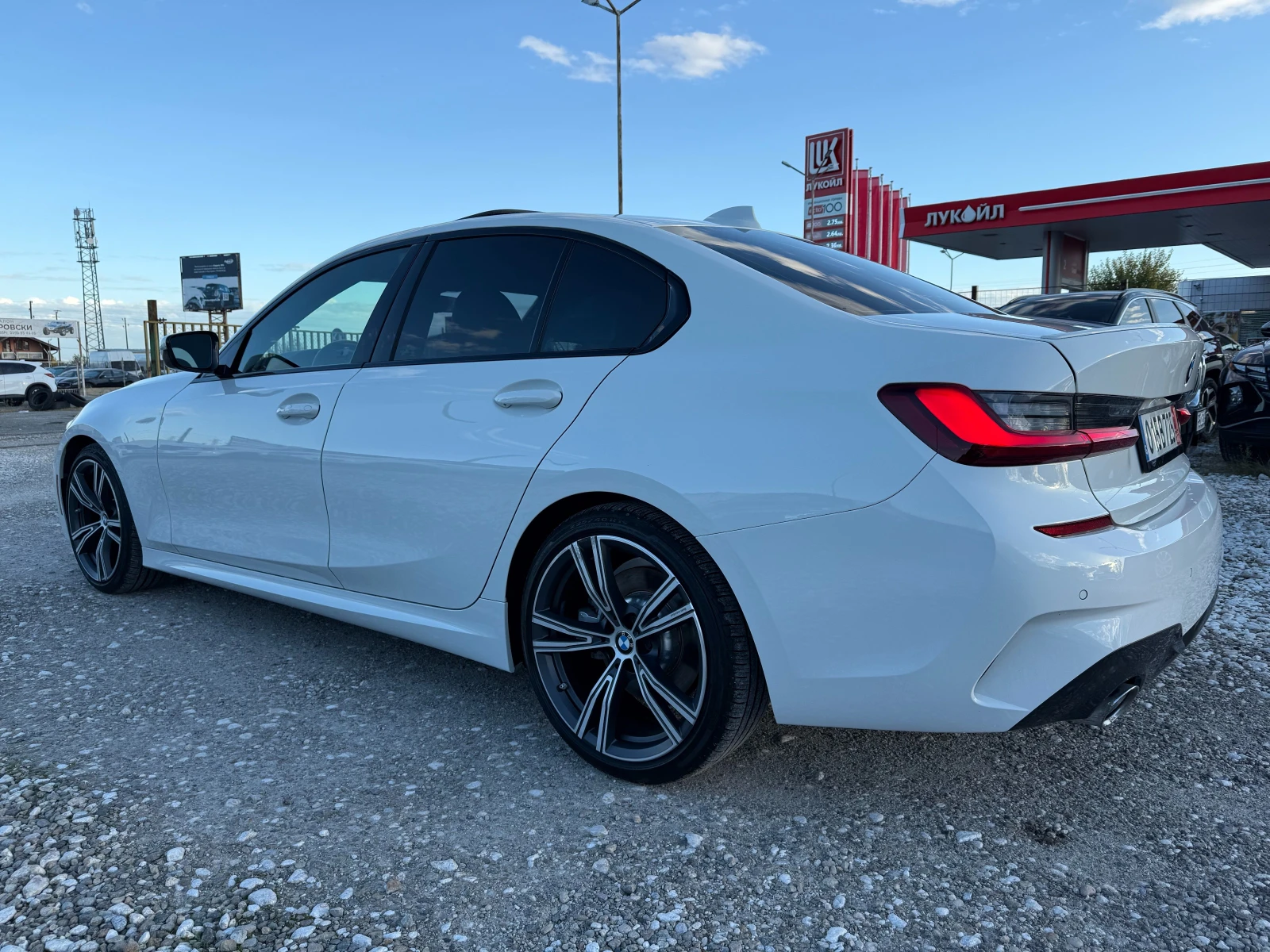 BMW 330 M-Sport Pack Individual - изображение 4