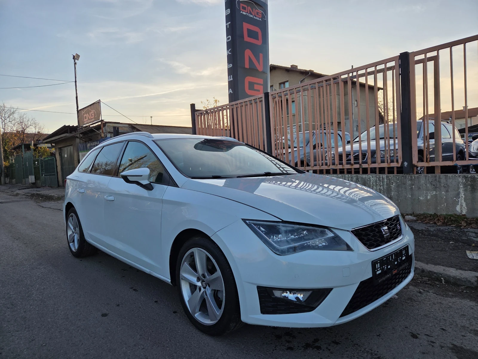 Seat Leon FR 2, 000 TDI EURO6b | Mobile.bg   1