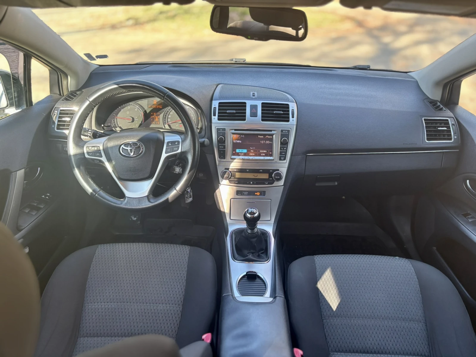 Toyota Avensis 2.0 D4D Facelift - изображение 5