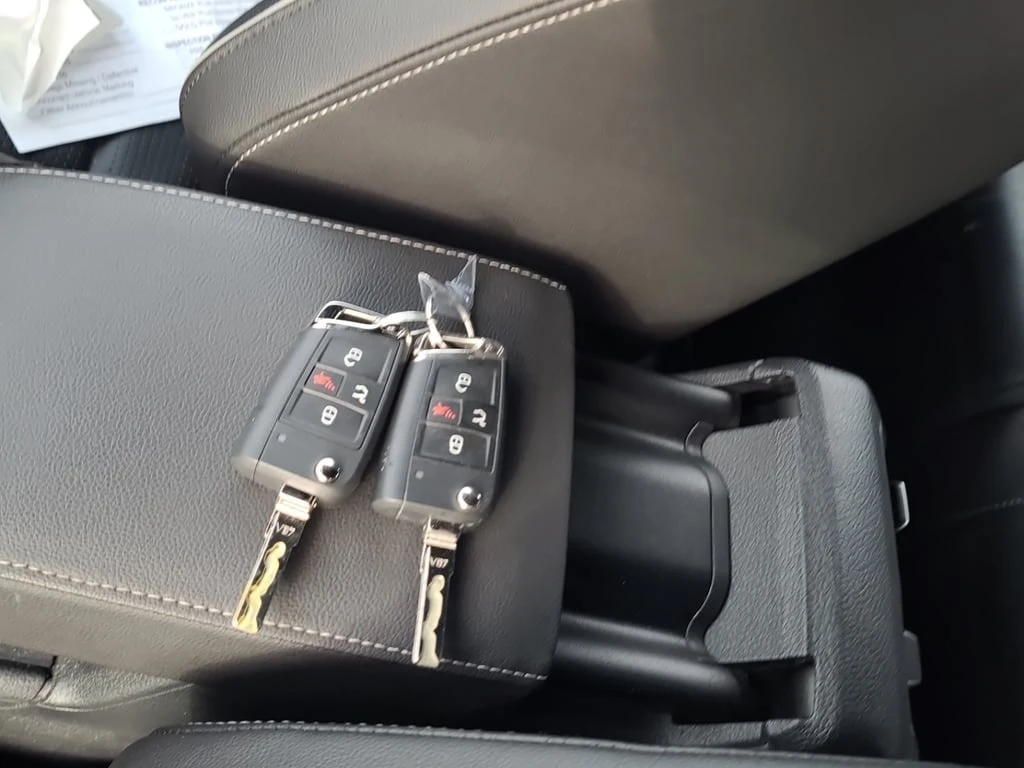 VW Golf * Base * CARFAX * ���� �� �� | Mobile.bg � ����������� 13