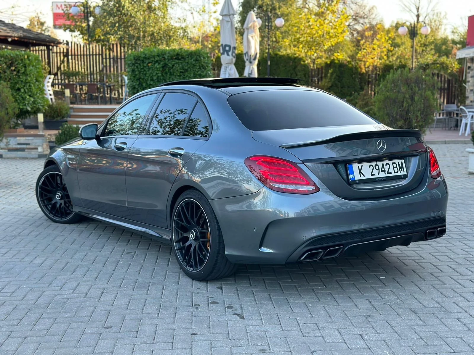 Mercedes-Benz C 63 AMG S - изображение 5
