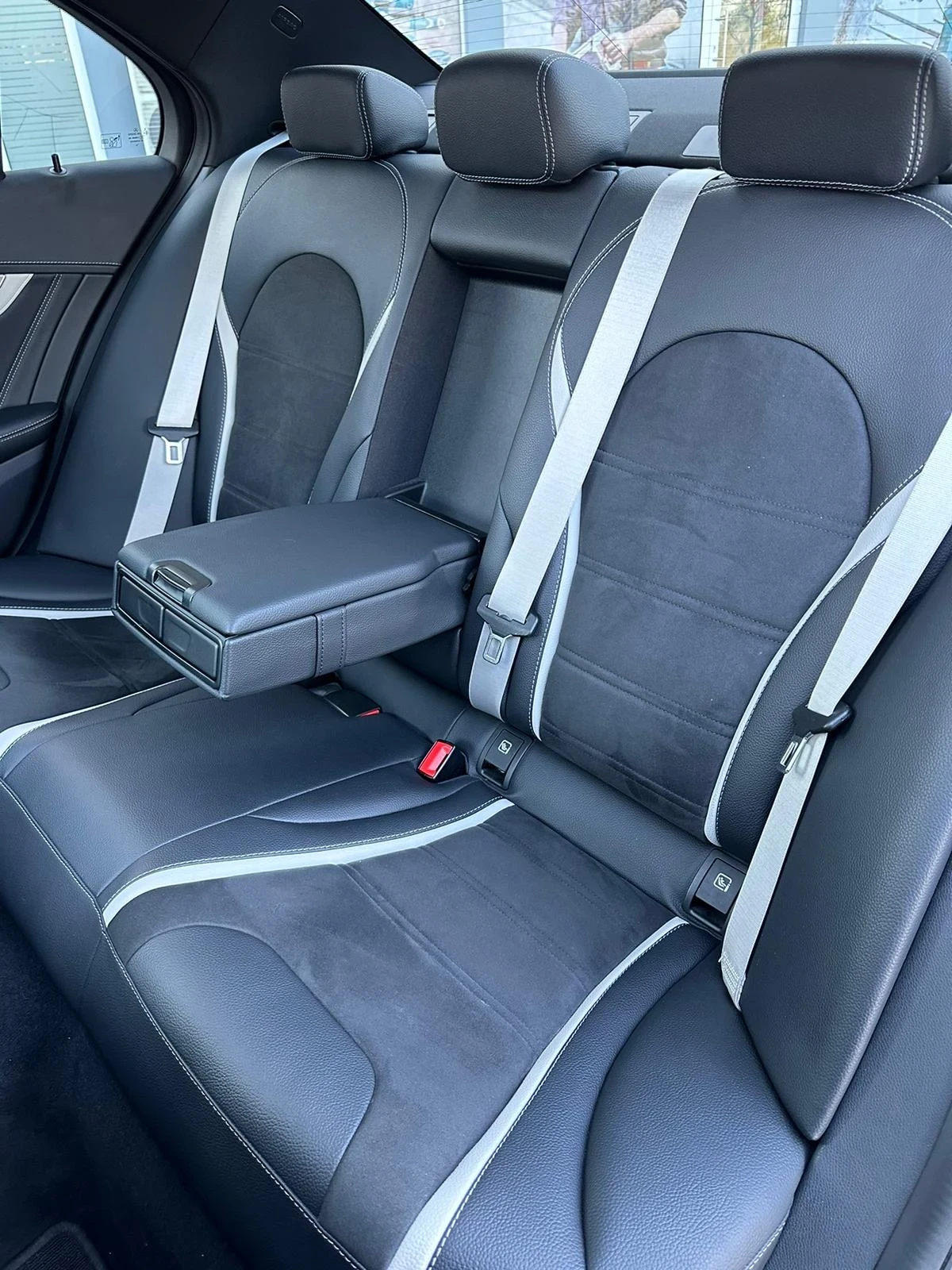 Mercedes-Benz C 63 AMG S | Mobile.bg � ����������� 12