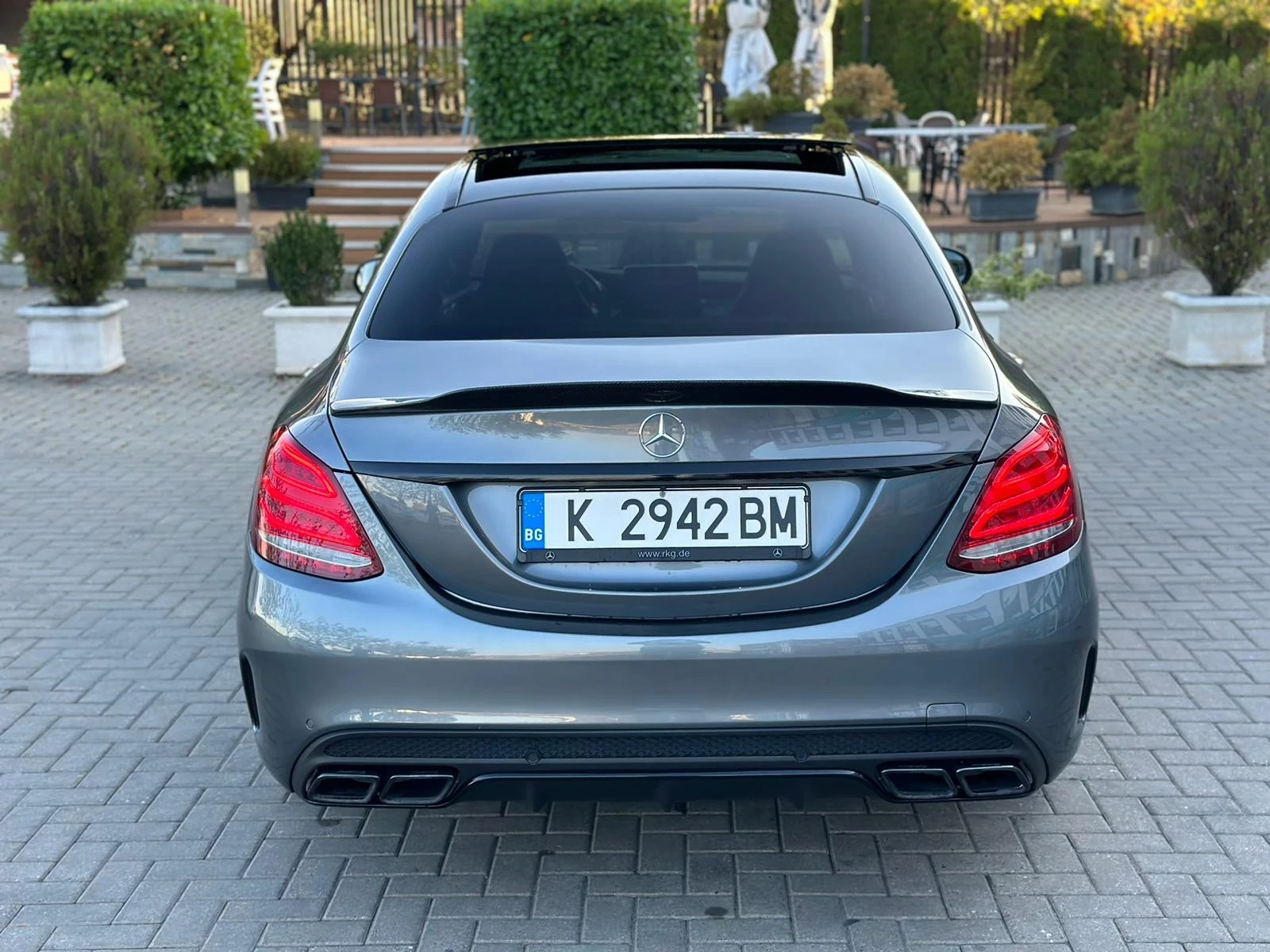 Mercedes-Benz C 63 AMG S - изображение 7