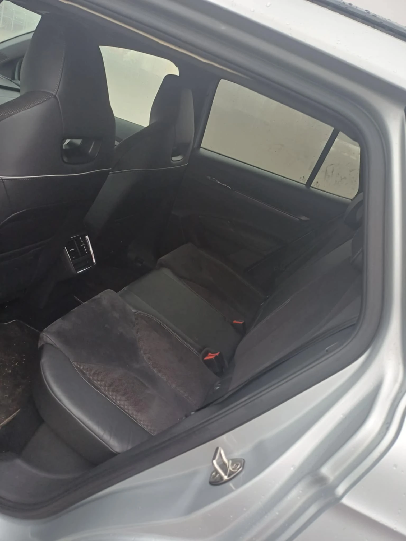 Skoda Enyaq | Mobile.bg � ����������� 11