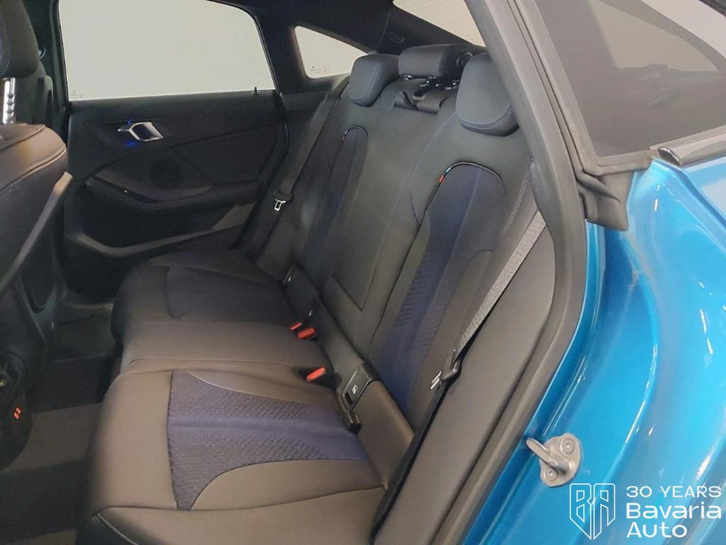 BMW 218 i Gran Coupe M Sport Paket - изображение 8