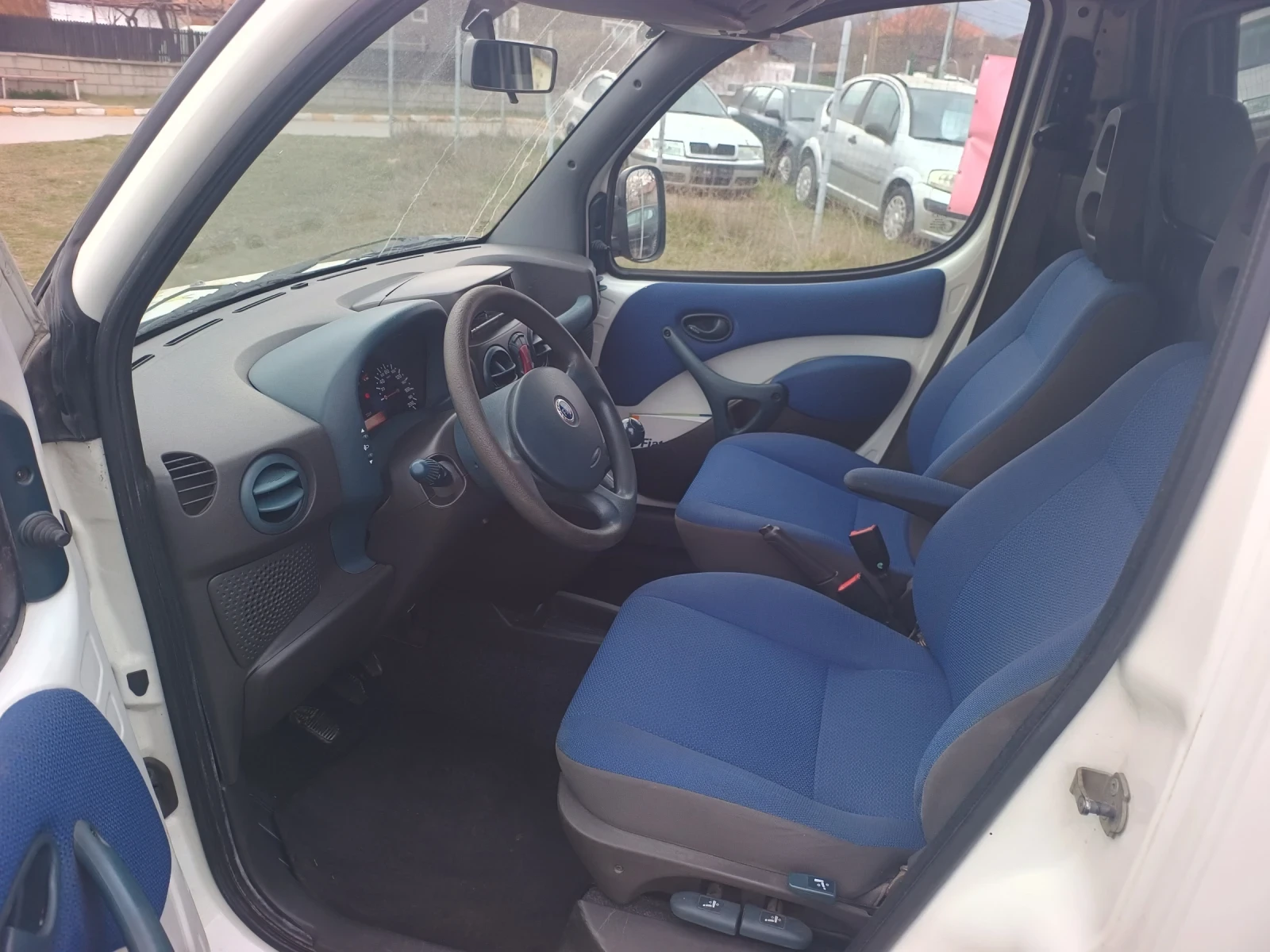 Fiat Doblo 1.9JTD/Cargo/Климатик , снимка 14 - Автомобили и джипове - 53883606