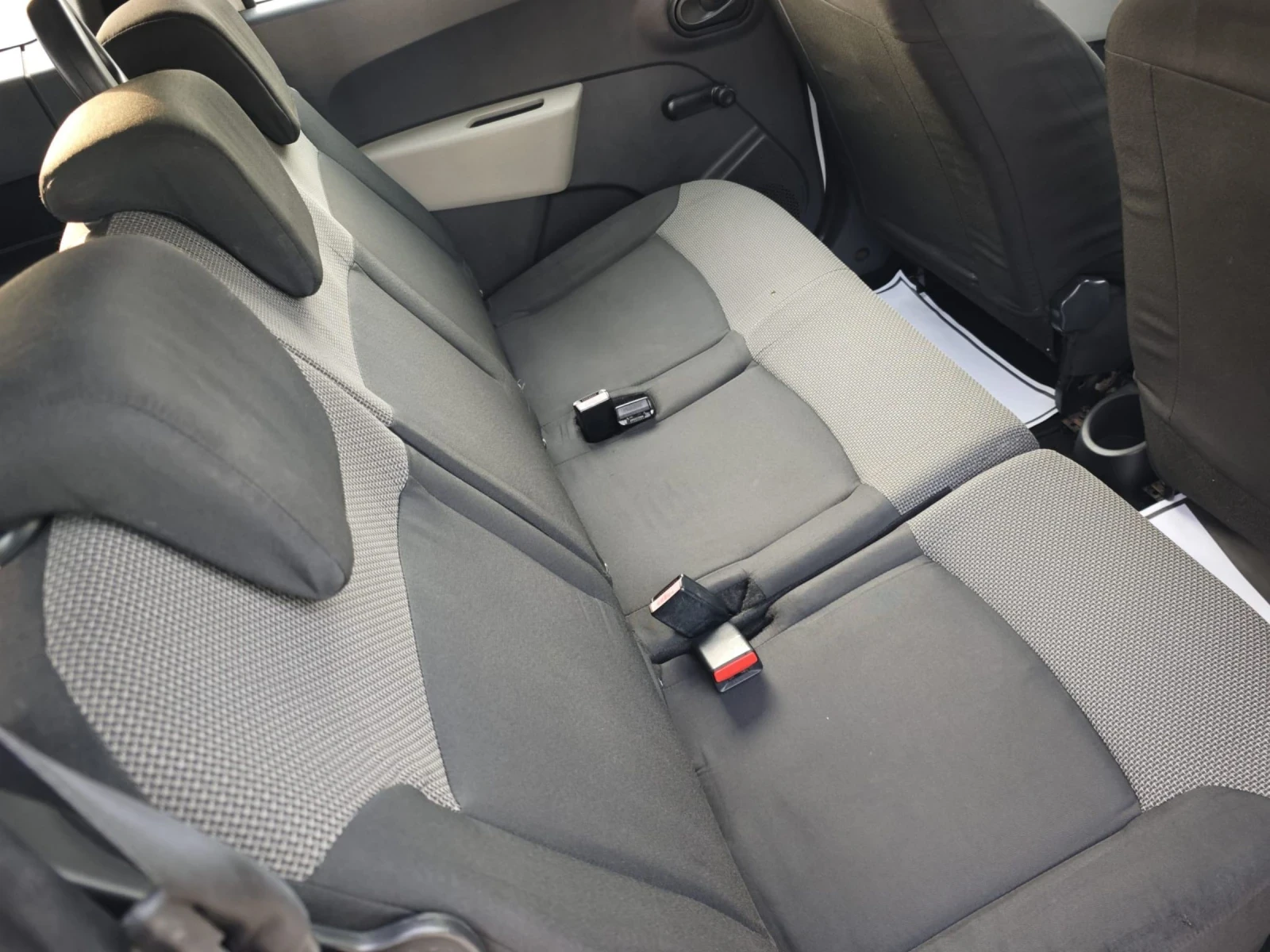 Dacia Lodgy 1.5DCI* 7 места* ЖЪЛТ ЦВЯТ * , снимка 12 - Автомобили и джипове - 54063578