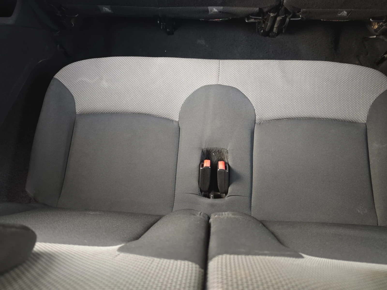 Dacia Lodgy 1.5DCI* 7 места* ЖЪЛТ ЦВЯТ * , снимка 13 - Автомобили и джипове - 54063578