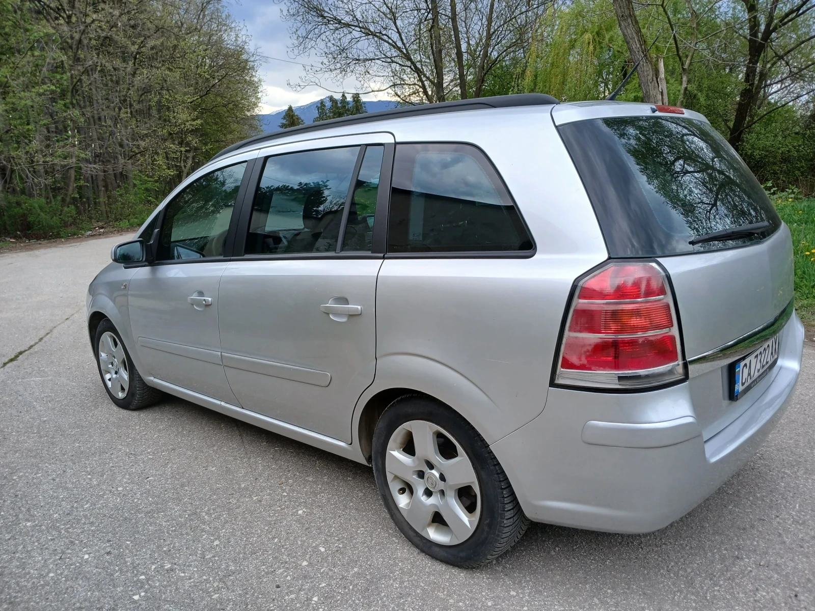 Opel Zafira 1.9TDI 150+ + КС, снимка 7 - Автомобили и джипове - 54256468