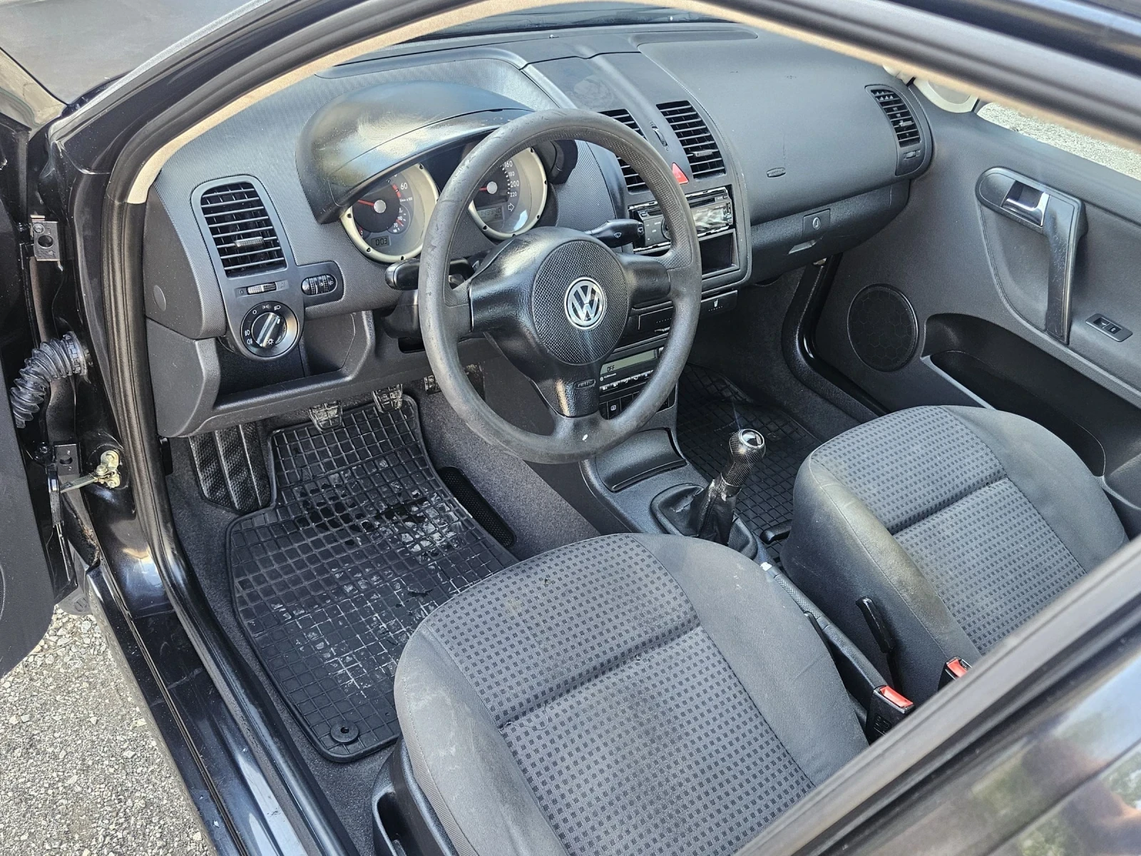 VW Polo 1.4i* Климатроник , снимка 7 - Автомобили и джипове - 54294754