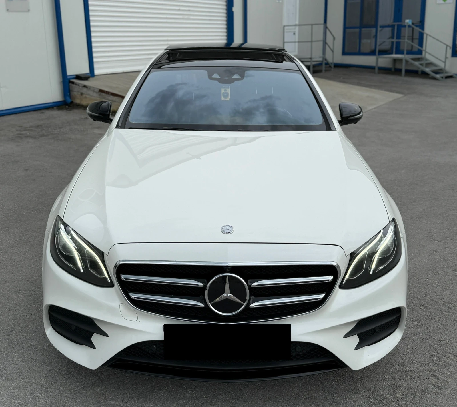 Mercedes-Benz E 350 * AMG* 360* ОБДУХВАНЕ* МАСАЖ* FULL FULL* , снимка 3 - Автомобили и джипове - 54493675