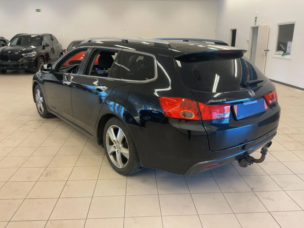 Honda Accord 2, 0 - ELEGANCE , снимка 2 - Автомобили и джипове - 54718467