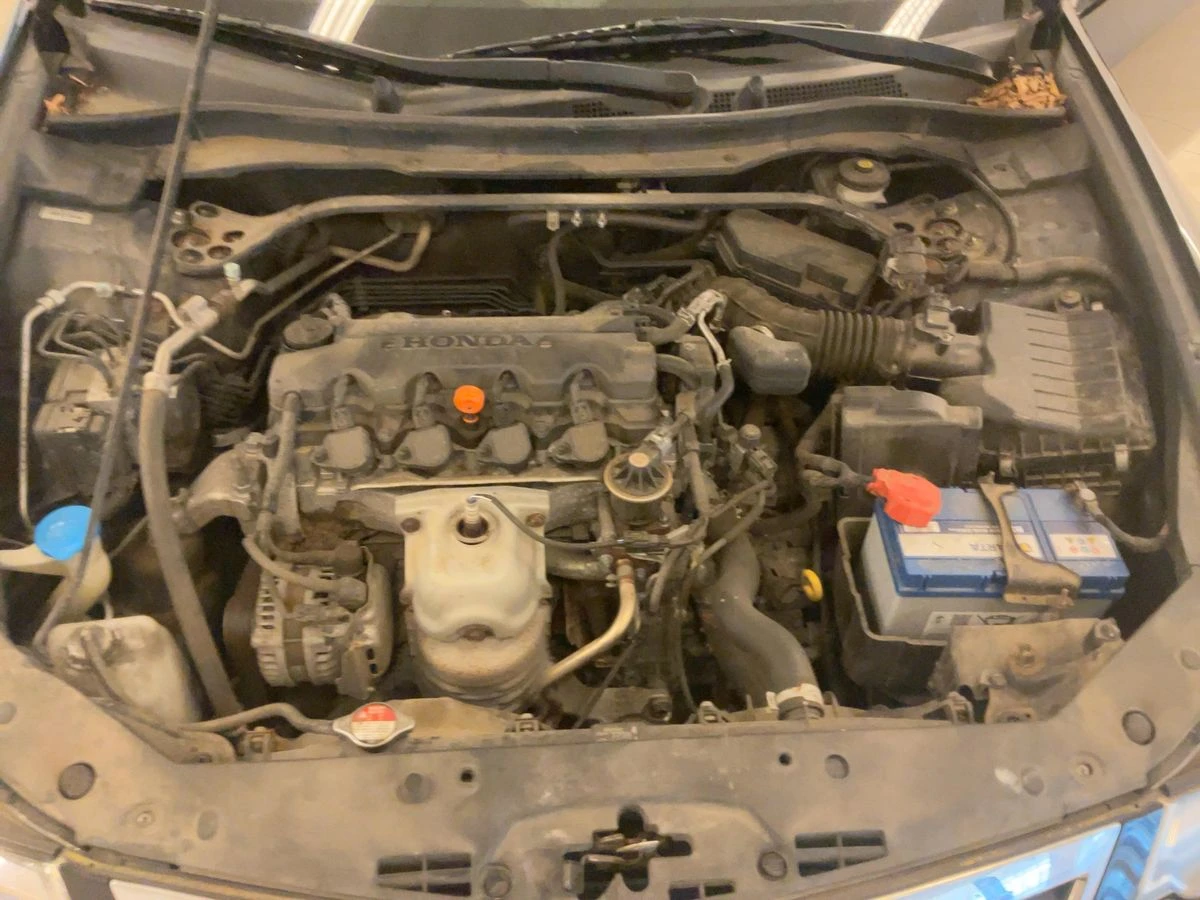 Honda Accord 2, 0 - ELEGANCE , снимка 8 - Автомобили и джипове - 54718467