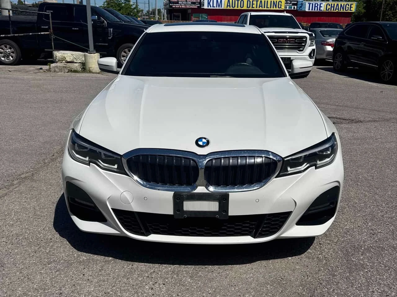 BMW 330 * M PACK * АВТОКРЕДИТ БЕЗ ПЪРВОНАЧАЛНА ВНОСКА * , снимка 5 - Автомобили и джипове - 54758915