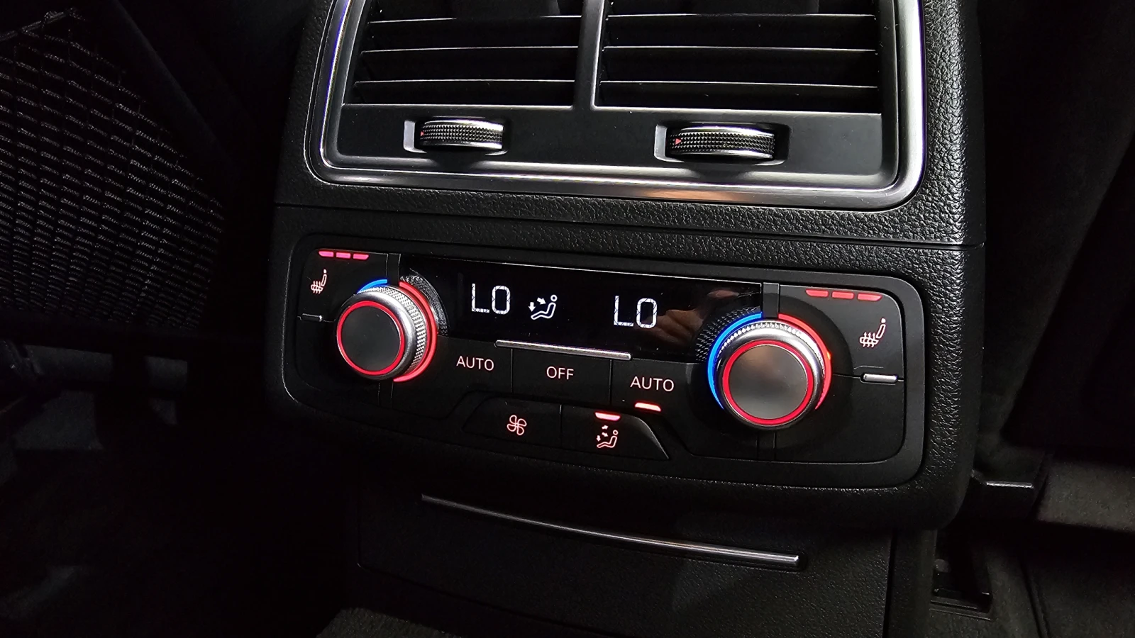 Audi A6 MATRIX* DISTRONIK* HEAD-UP* BOSE* КРАЙНА ЦЕНА, снимка 14 - Автомобили и джипове - 54818825