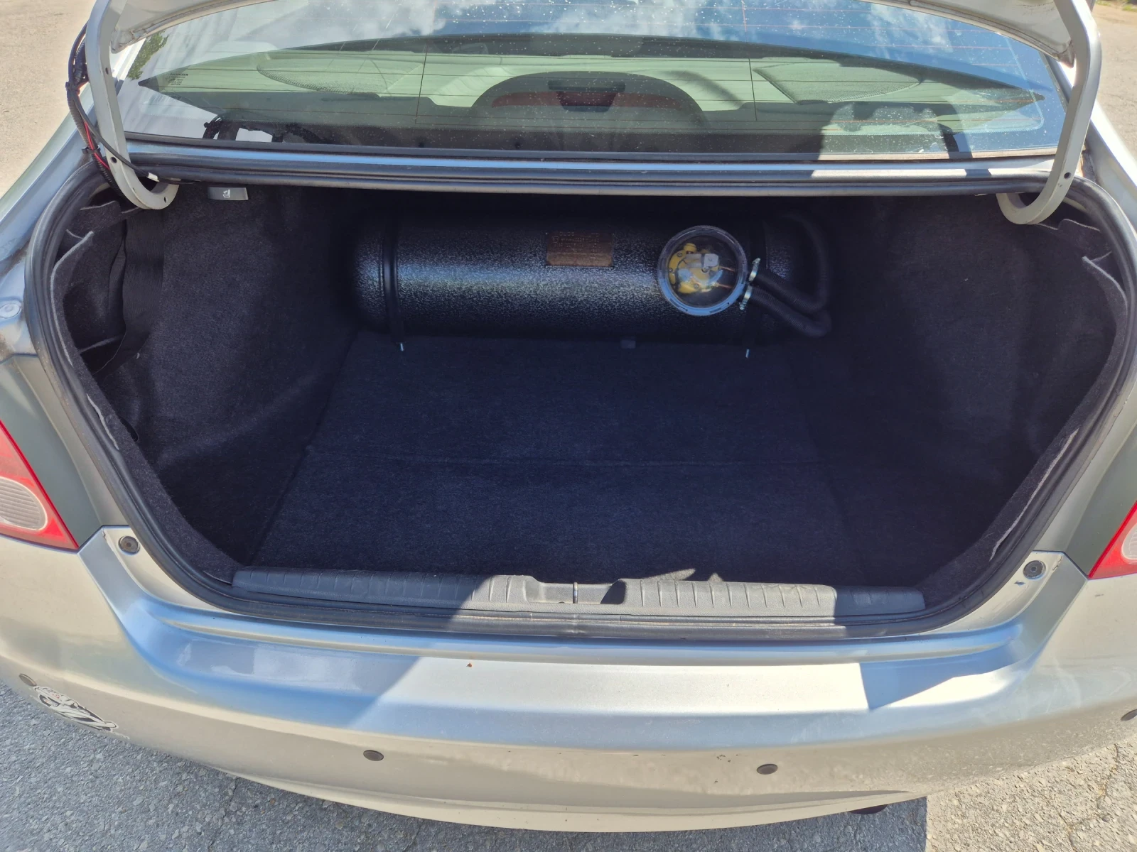 Honda Civic 1.8 i-VTEC, 140 к.с, снимка 15 - Автомобили и джипове - 54947069
