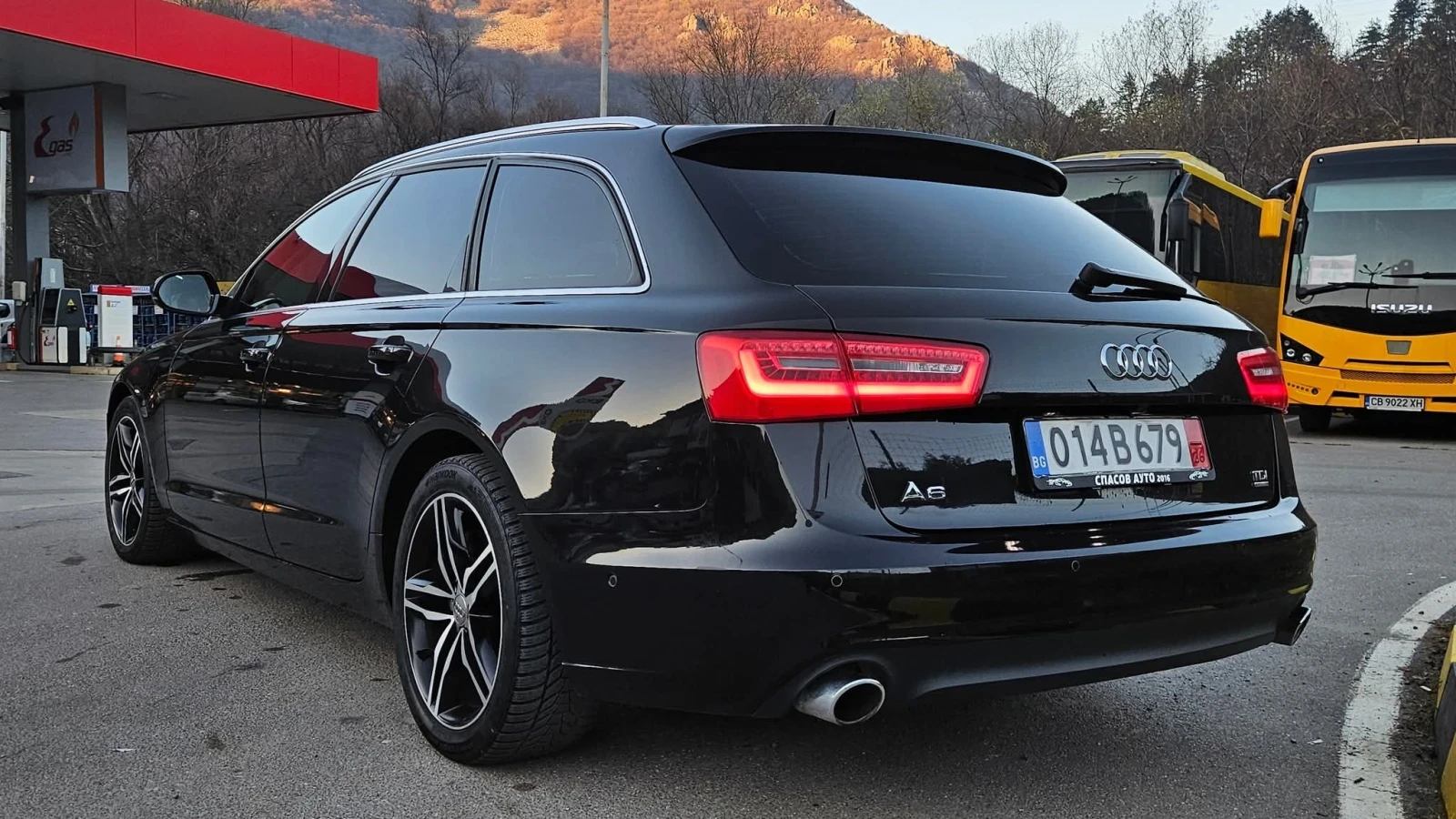 Audi A6 3 ka 245 2012 година, снимка 3 - Автомобили и джипове - 55435664
