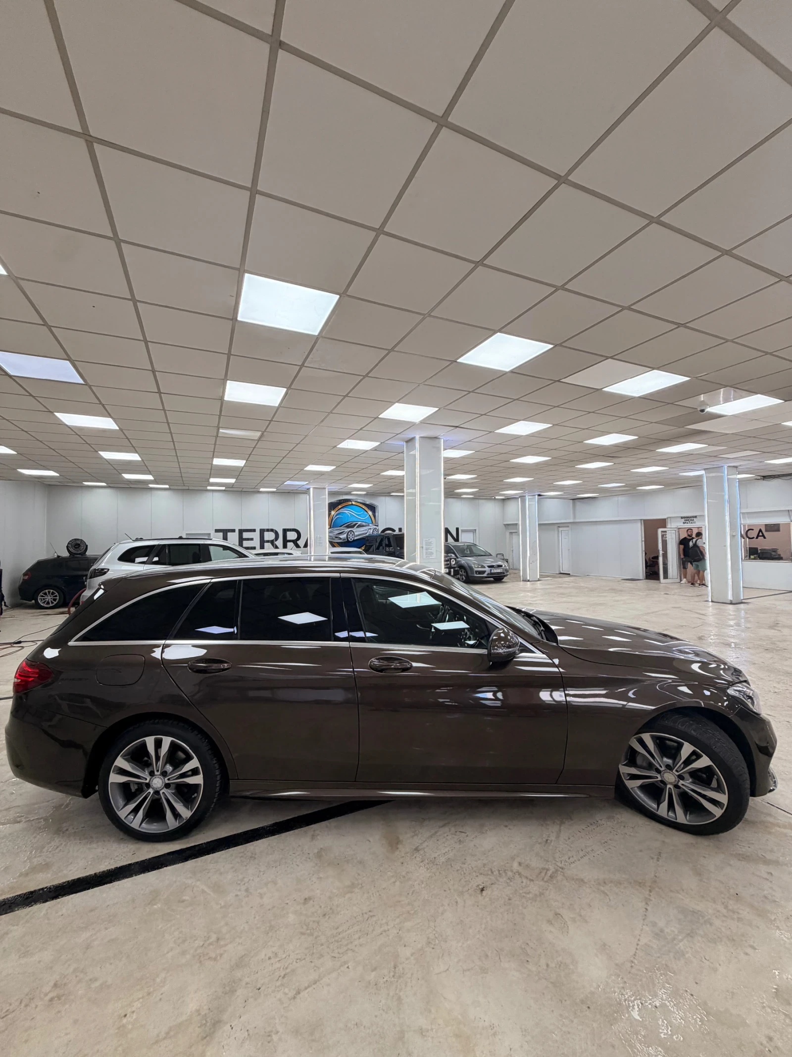 Mercedes-Benz C 220 DISTRONIC PLUS/4MATIC/9G TRONIC (НАЛИЧНА В БГ), снимка 5 - Автомобили и джипове - 55493431