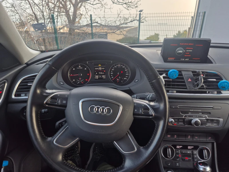 Audi Q3  2.0 TDI quattro S tronic 7, снимка 5 - Автомобили и джипове - 49326363