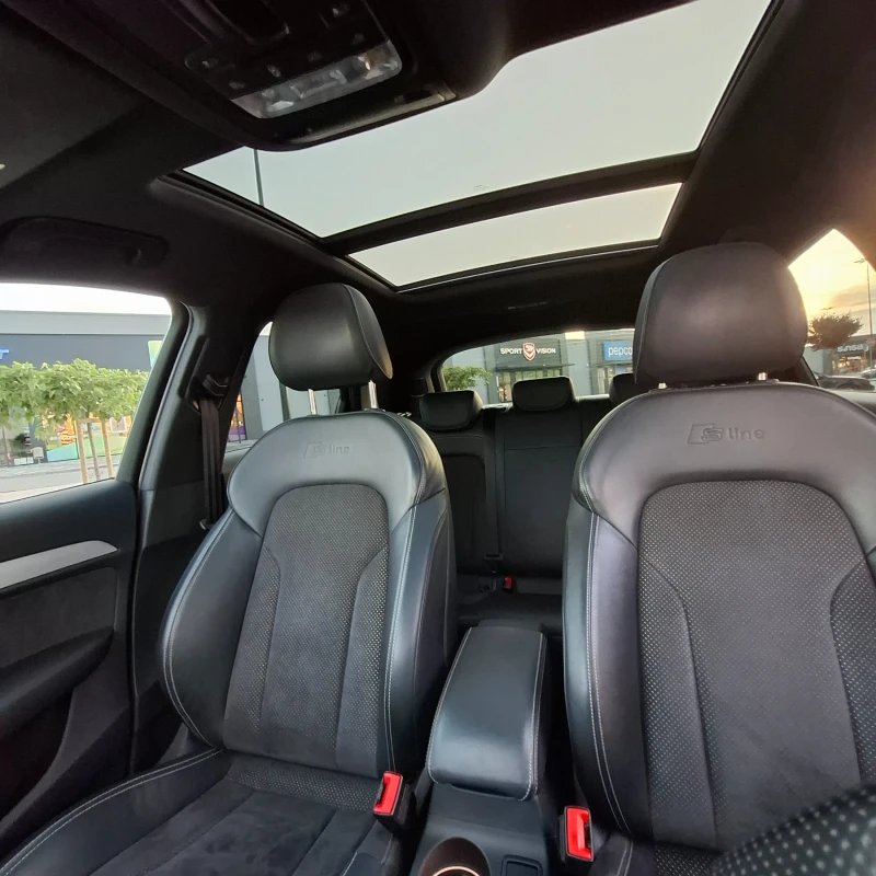 Audi Q3 184 ps 3xS-line 2xBlack Edition, снимка 16 - Автомобили и джипове - 51685191